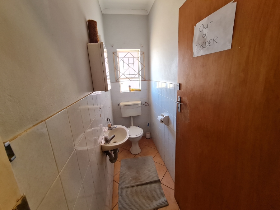 Commercial Property for Sale in Jeffreys Bay Central Eastern Cape